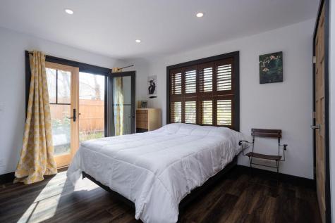 22 Oceanside Avenue W York ME 03909