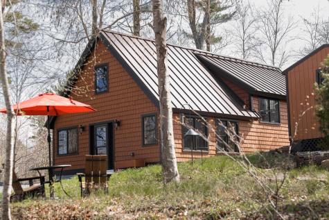 22 Oceanside Avenue W York ME 03909