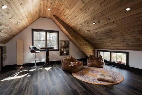 22 Oceanside Avenue W York ME 03909