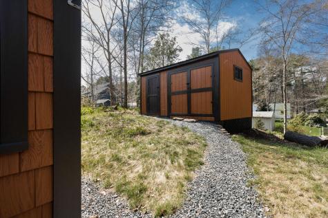 22 Oceanside Avenue W York ME 03909