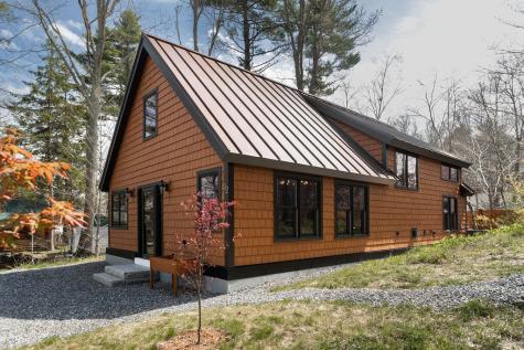 22 Oceanside Avenue W York ME 03909