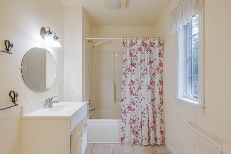 40 Ridgeway Drive Bar Harbor ME 04609