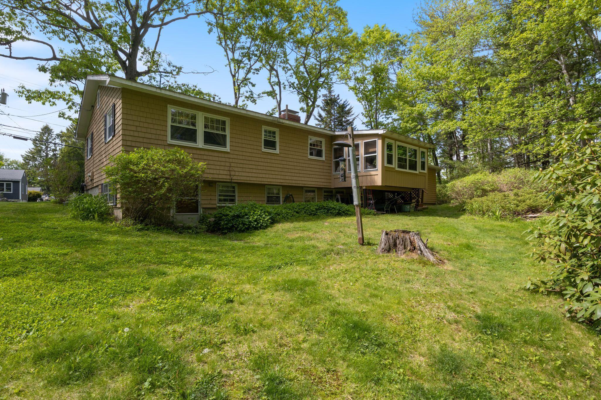 242 Spurwink Avenue Cape Elizabeth ME 04107