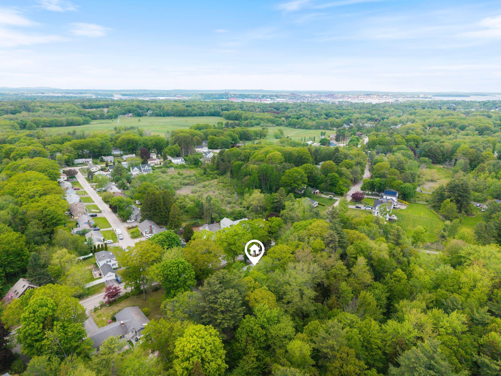 242 Spurwink Avenue Cape Elizabeth ME 04107