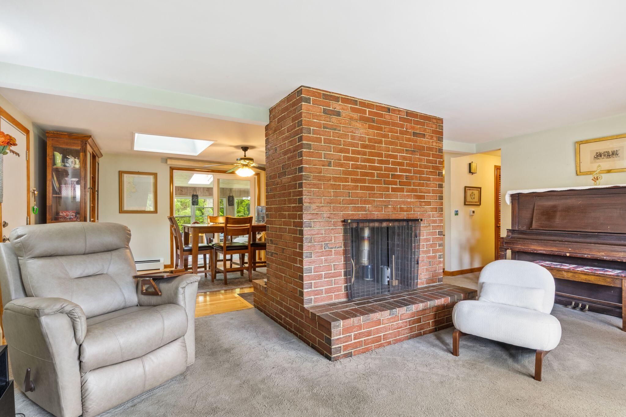 242 Spurwink Avenue Cape Elizabeth ME 04107