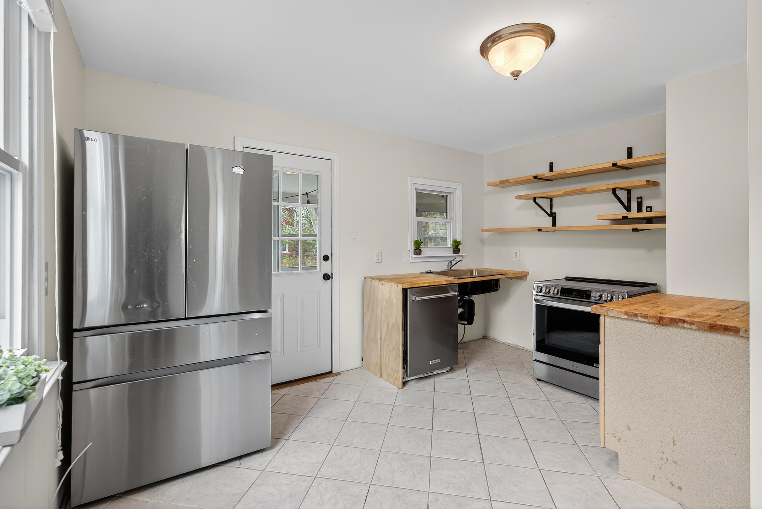 141 Mckinley Street South Portland ME 04106