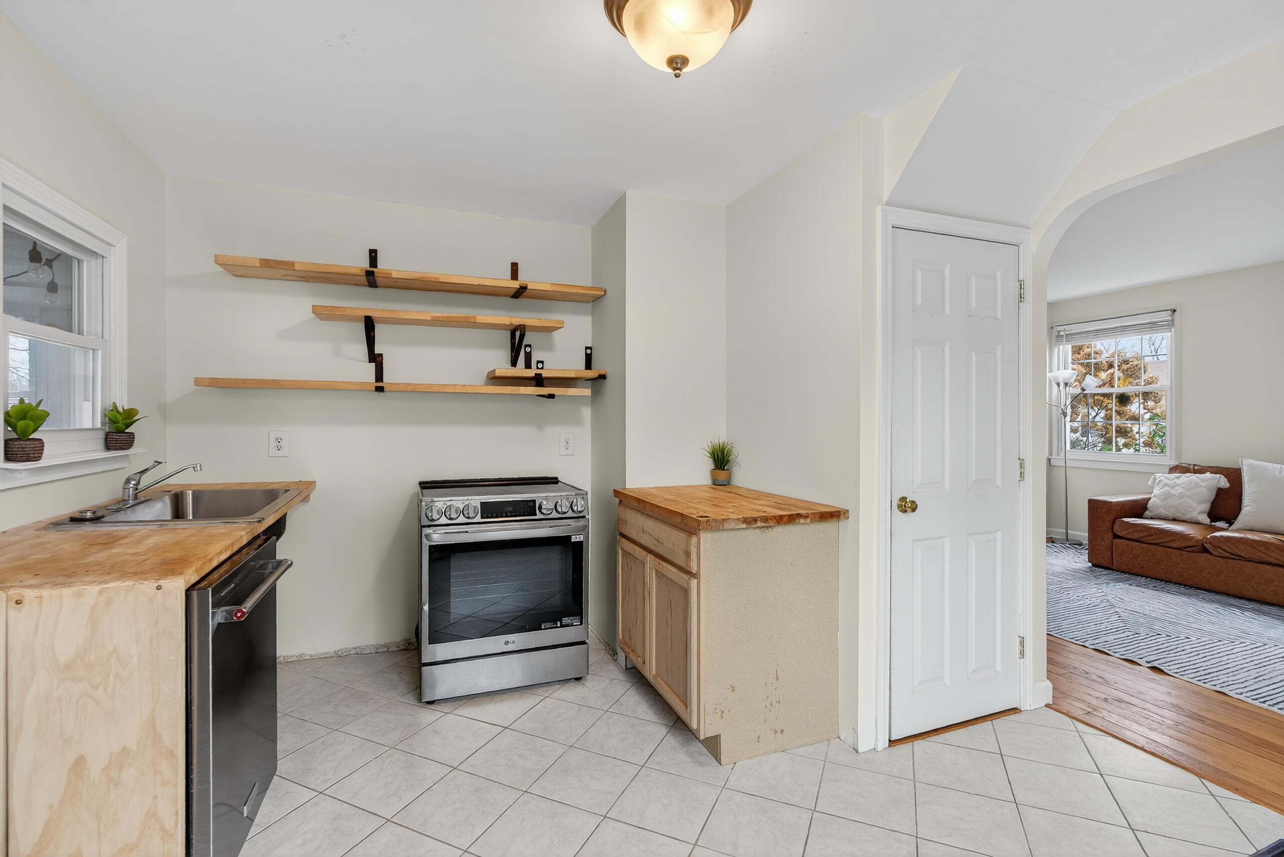 141 Mckinley Street South Portland ME 04106