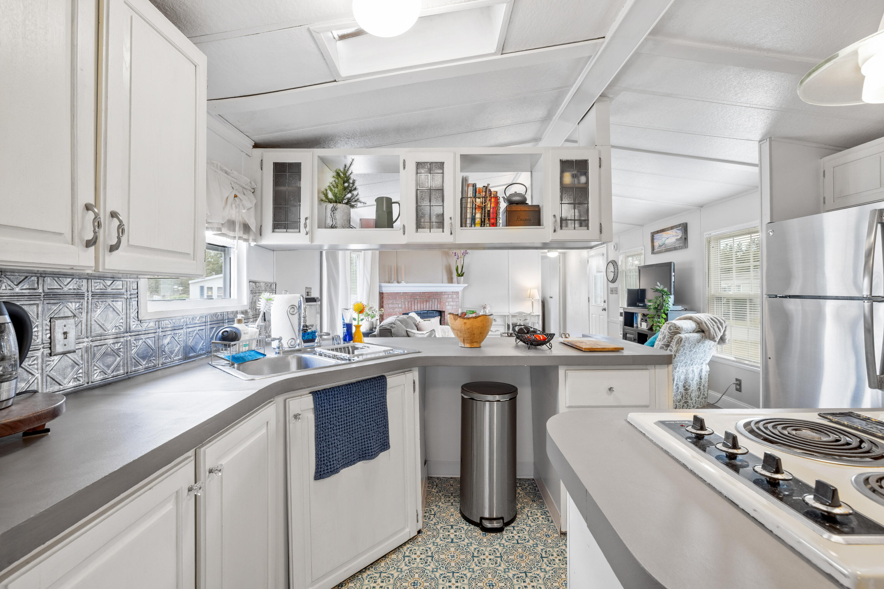 31 Sunrise Hill Berwick ME 03901