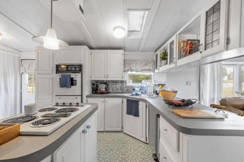 31 Sunrise Hill Berwick ME 03901