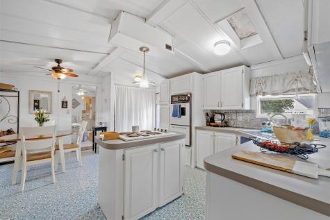 31 Sunrise Hill Berwick ME 03901