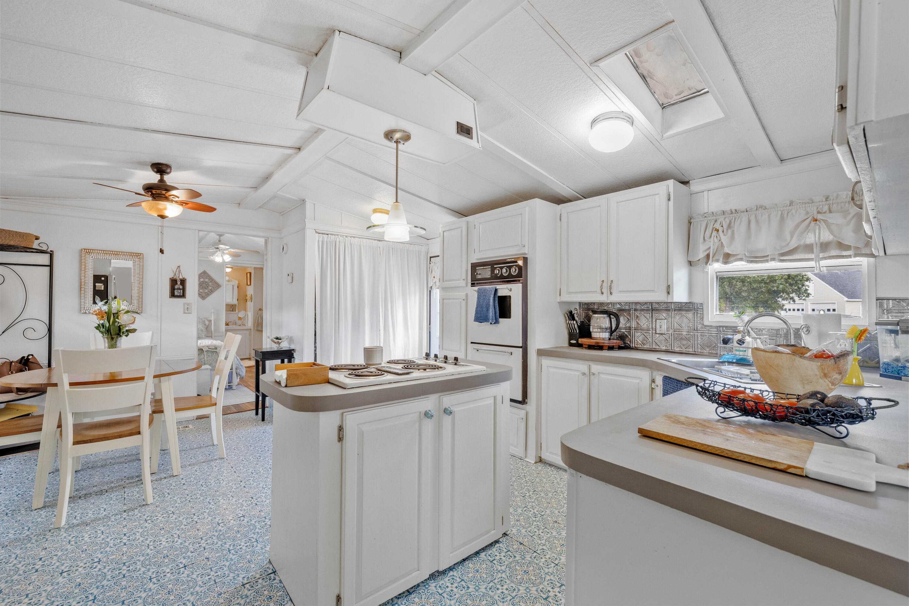 31 Sunrise Hill Berwick ME 03901