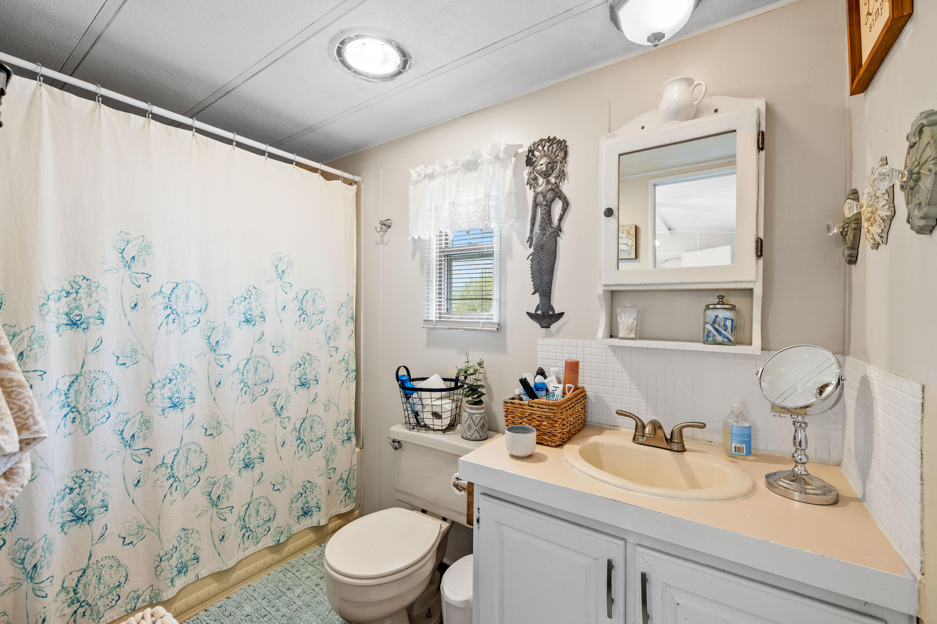 31 Sunrise Hill Berwick ME 03901