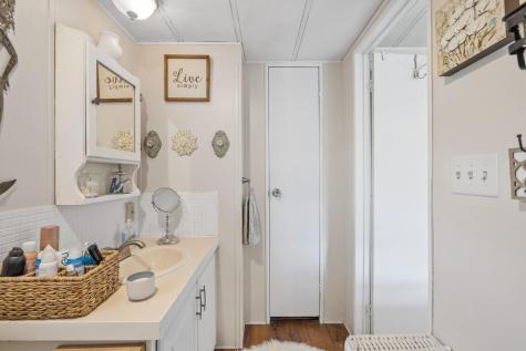 31 Sunrise Hill Berwick ME 03901