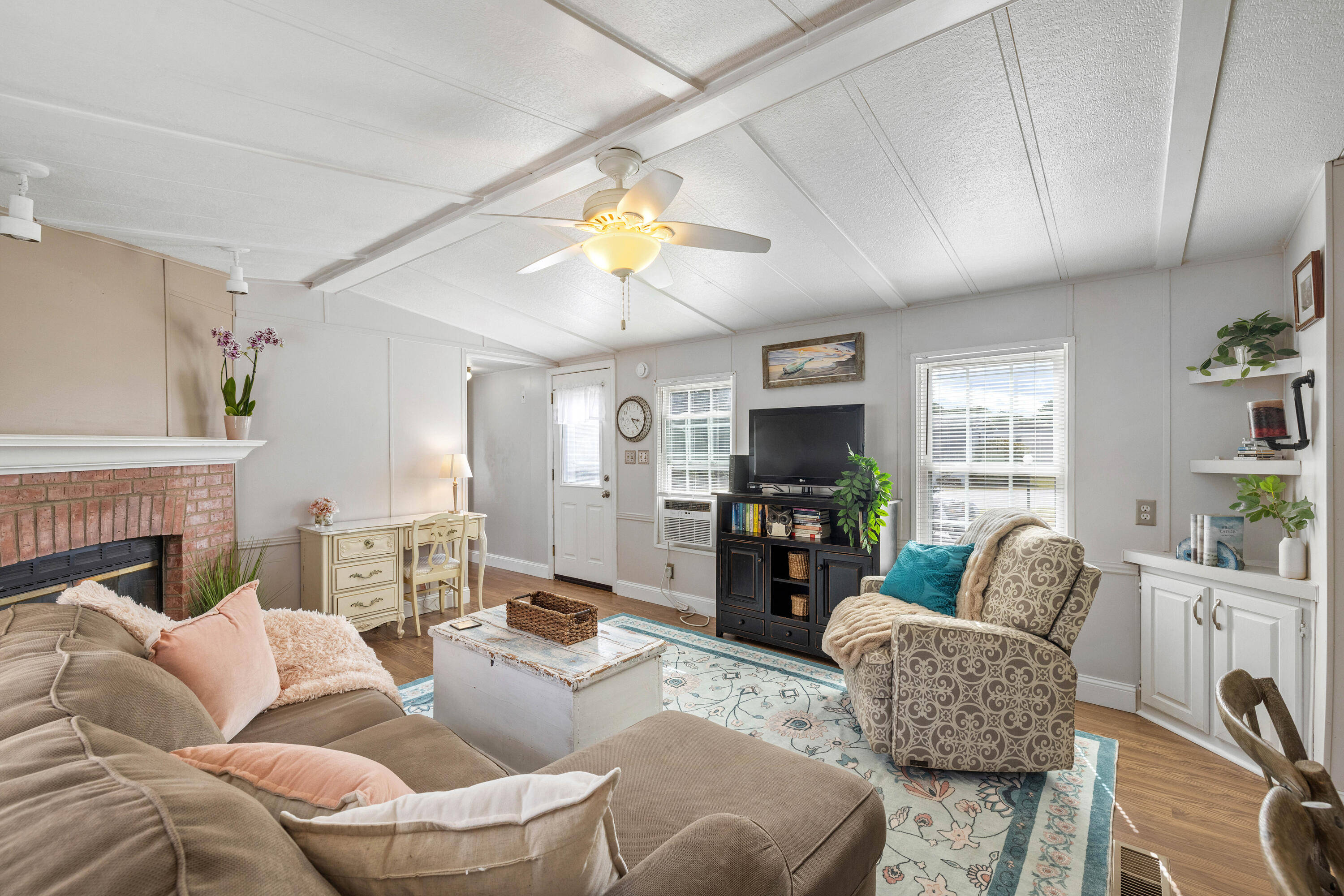 31 Sunrise Hill Berwick ME 03901