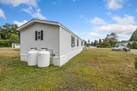 31 Sunrise Hill Berwick ME 03901