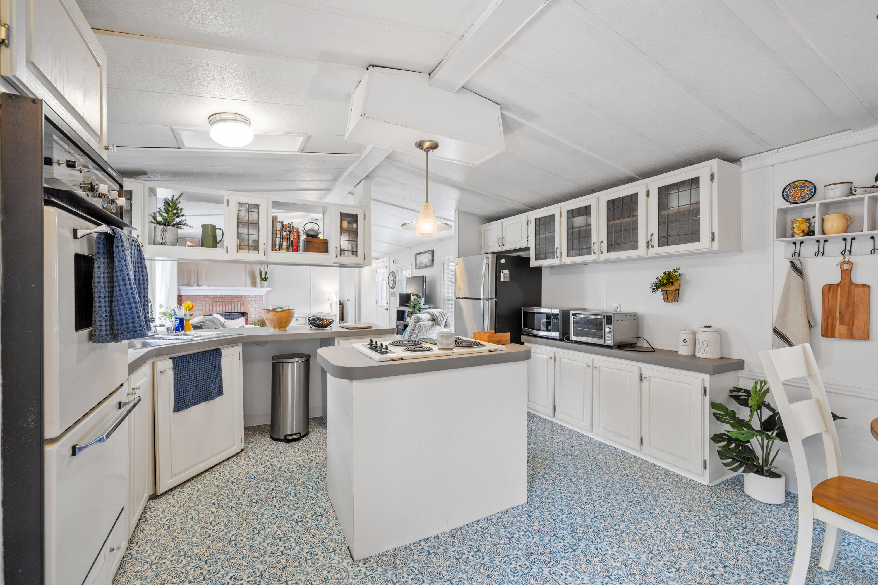 31 Sunrise Hill Berwick ME 03901