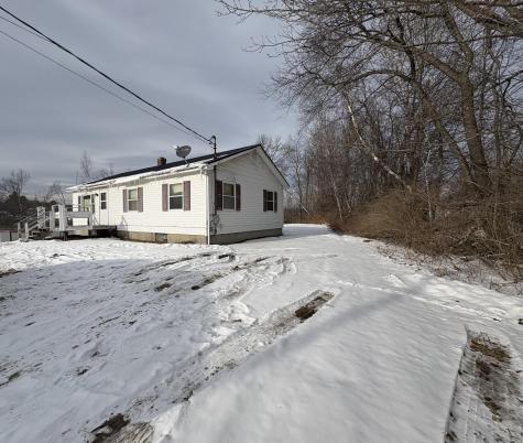 402 Center Road Fairfield ME 04937