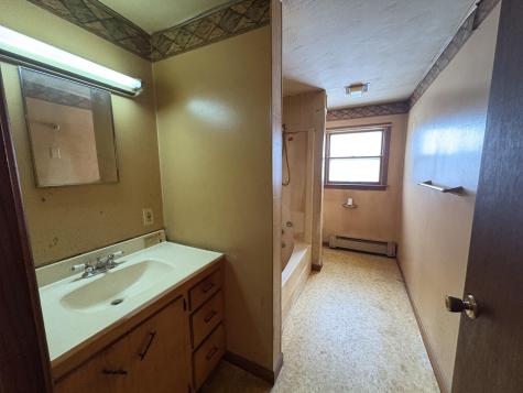 402 Center Road Fairfield ME 04937