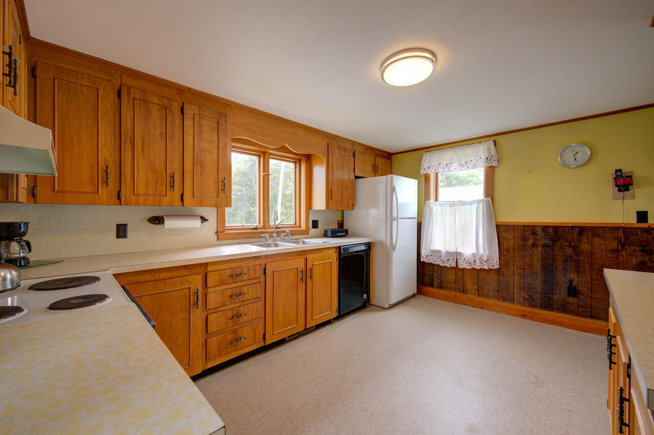 173 Kalers Corner Street Waldoboro ME 04572