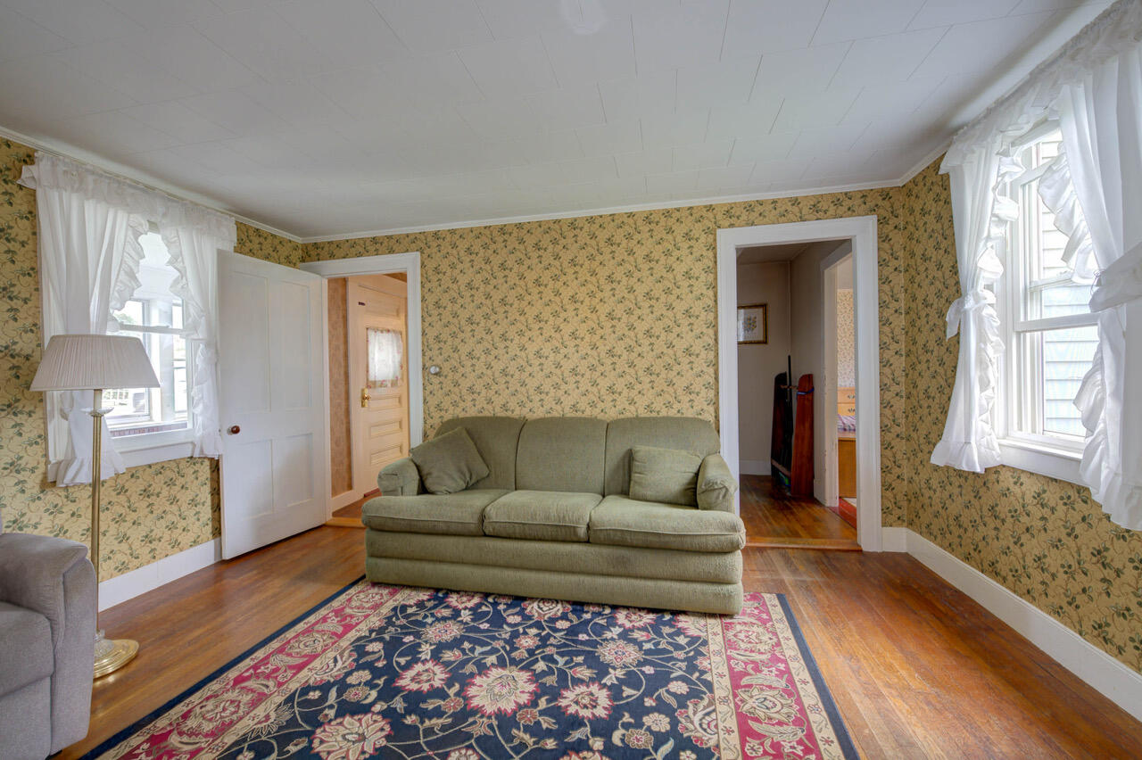 173 Kalers Corner Street Waldoboro ME 04572