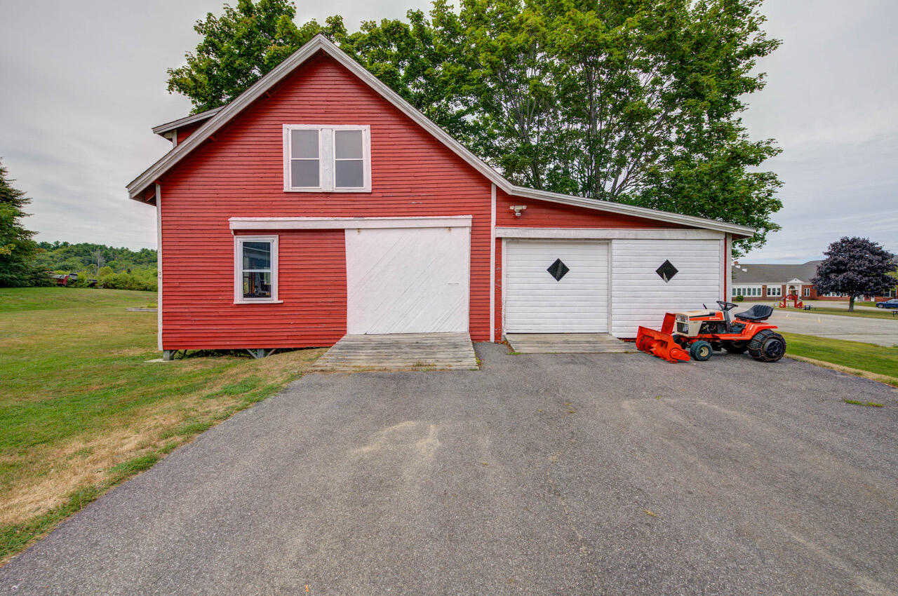 173 Kalers Corner Street Waldoboro ME 04572