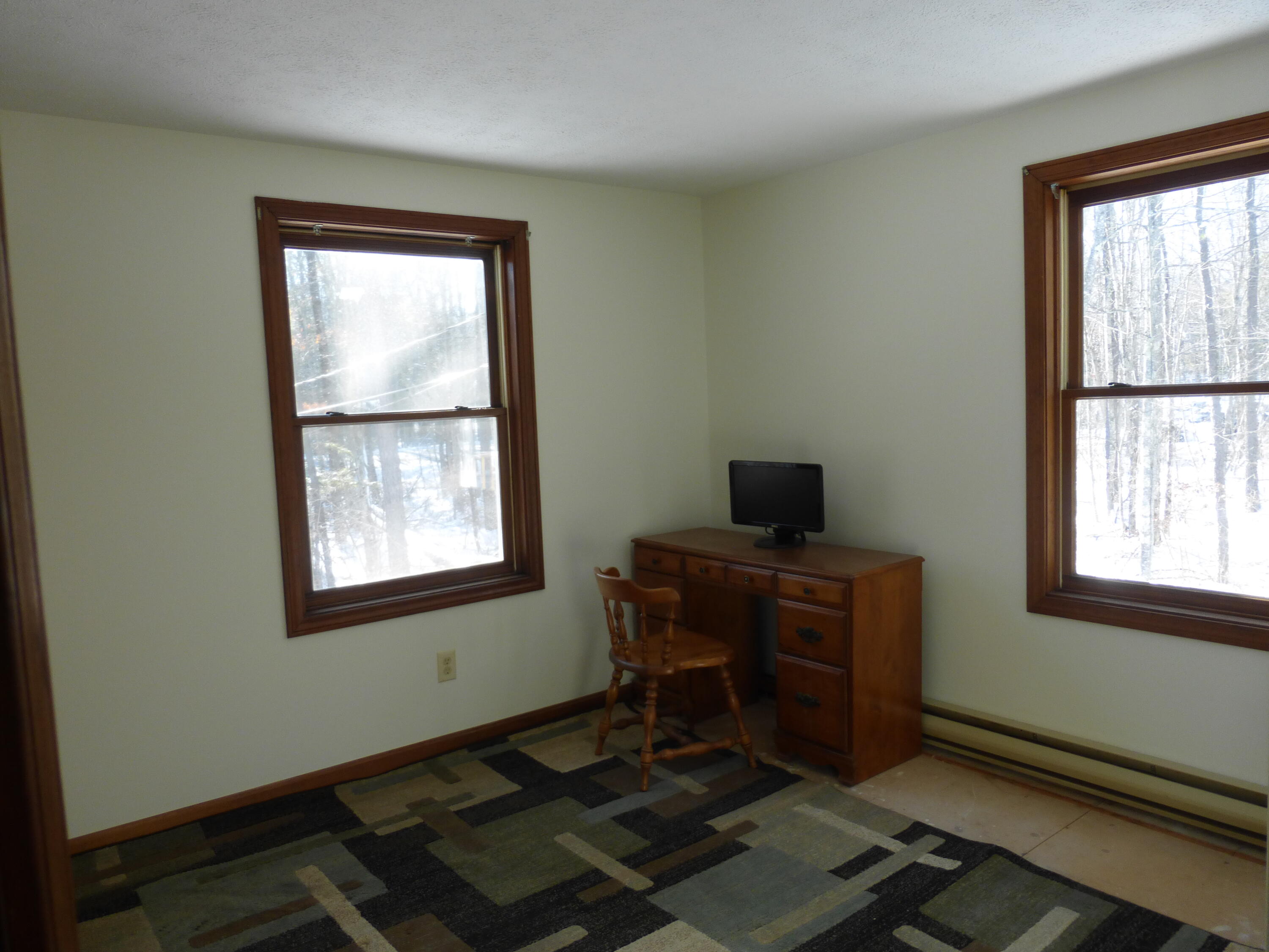 986 New County Road Dayton ME 04005