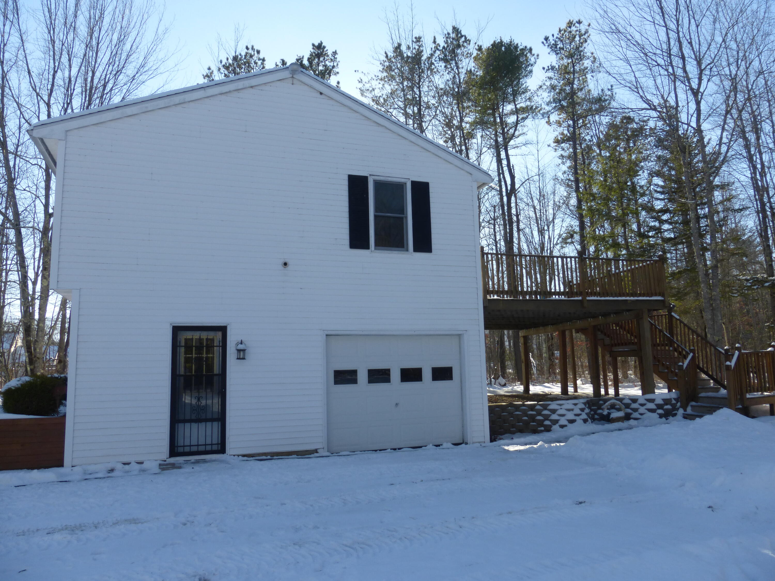 986 New County Road Dayton ME 04005