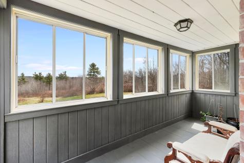 445 Manktown Road Waldoboro ME 04572