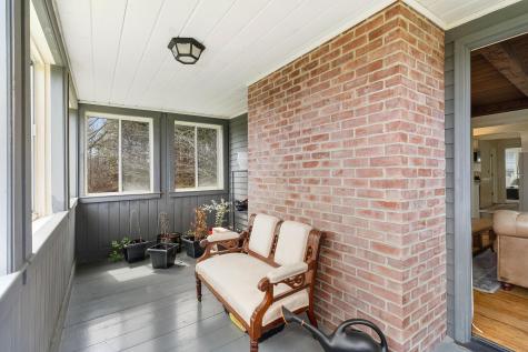 445 Manktown Road Waldoboro ME 04572