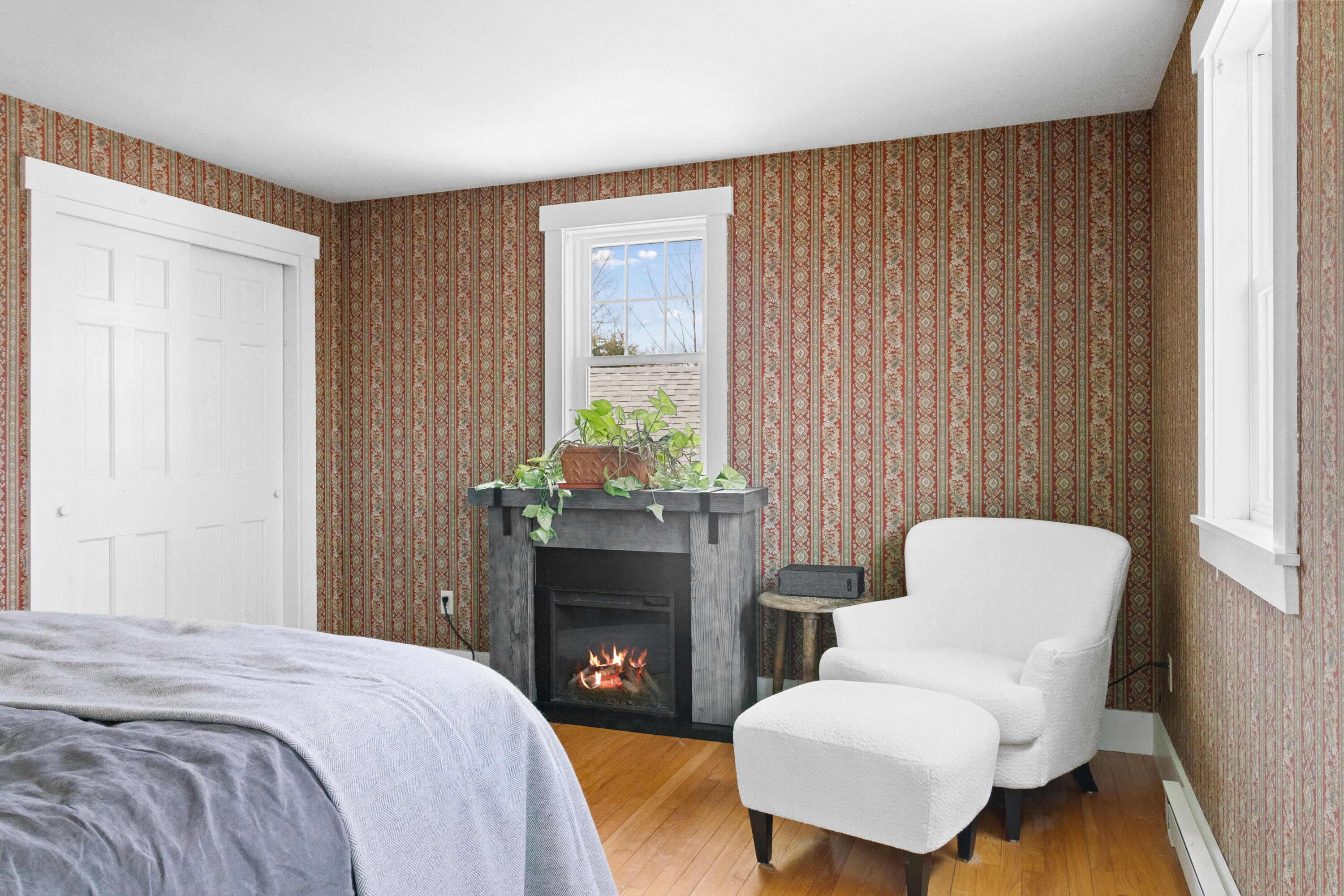 445 Manktown Road Waldoboro ME 04572
