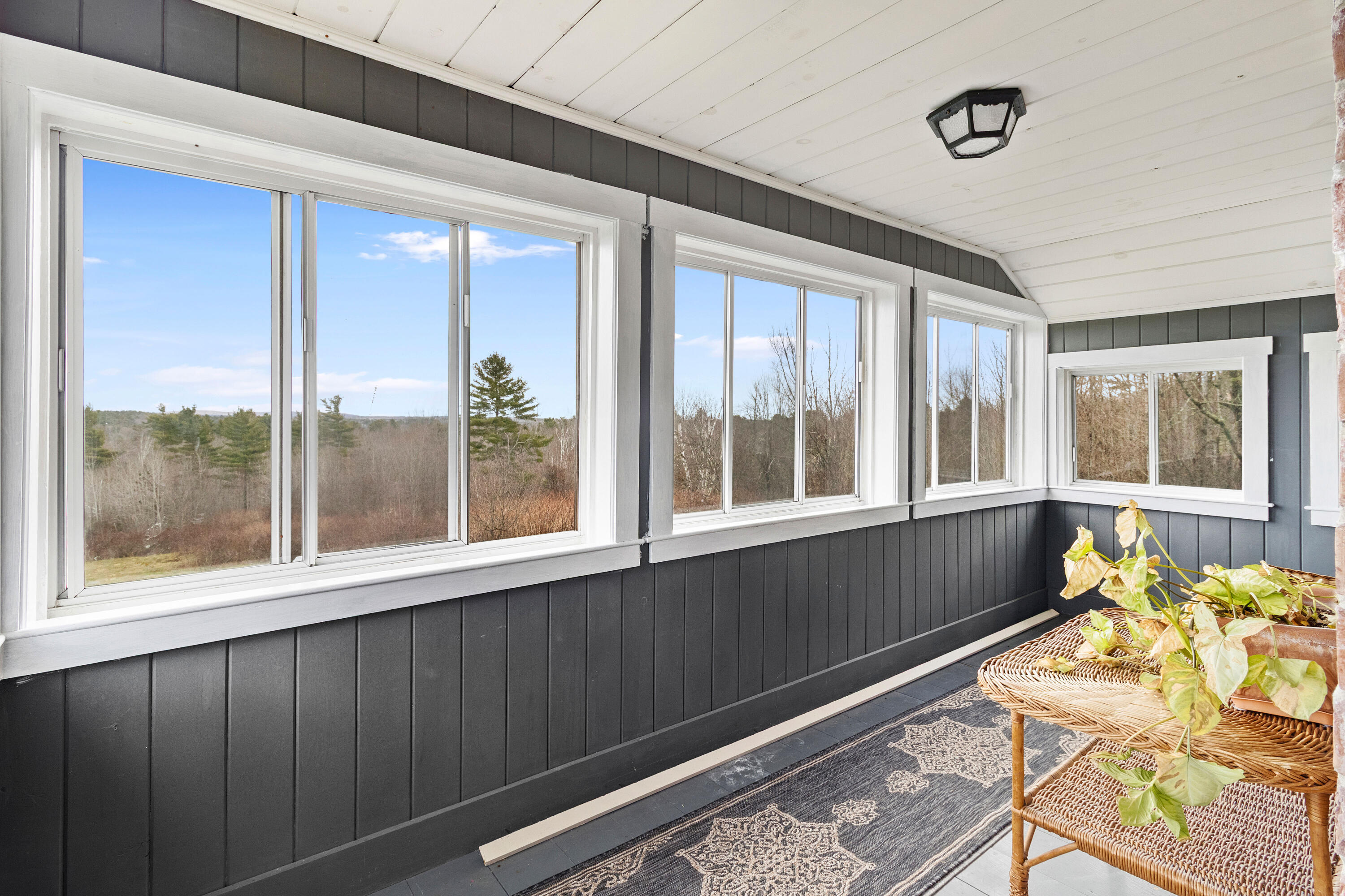 445 Manktown Road Waldoboro ME 04572
