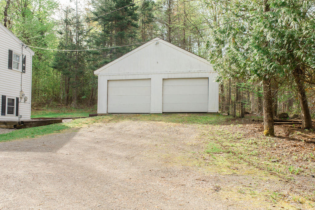 7 Upper Oak Point Road Winterport ME 04496