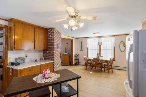 33 Maple Street Limerick ME 04048