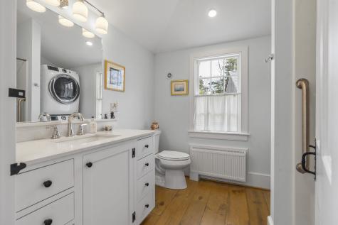 49 Tukey Lane Bristol ME 04541