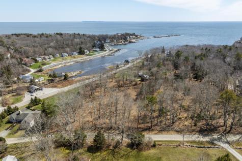 49 Tukey Lane Bristol ME 04541