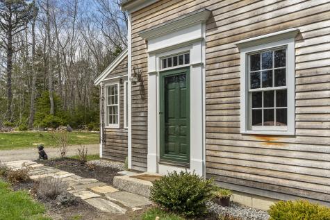 49 Tukey Lane Bristol ME 04541