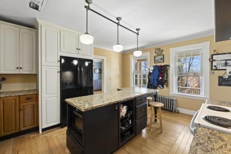 194 Oak Hill Road Auburn ME 04210