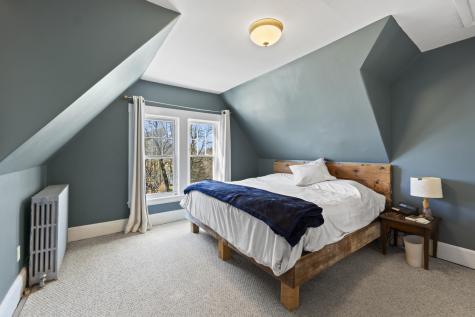194 Oak Hill Road Auburn ME 04210