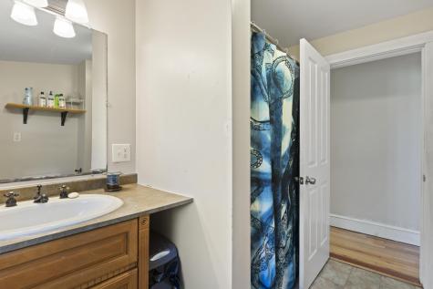 194 Oak Hill Road Auburn ME 04210
