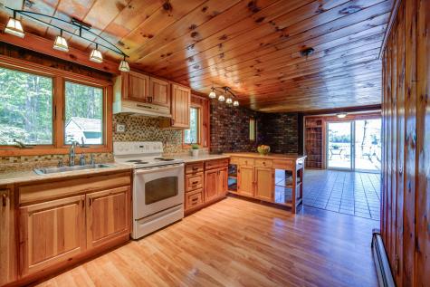 19 Pulpit Rock Road Raymond ME 04071