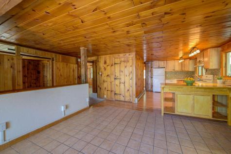 19 Pulpit Rock Road Raymond ME 04071