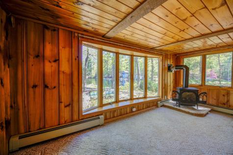 19 Pulpit Rock Road Raymond ME 04071