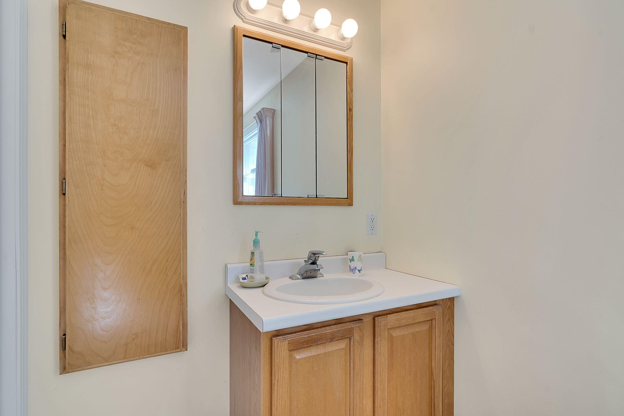 9 Poulin Avenue Lewiston ME 04240