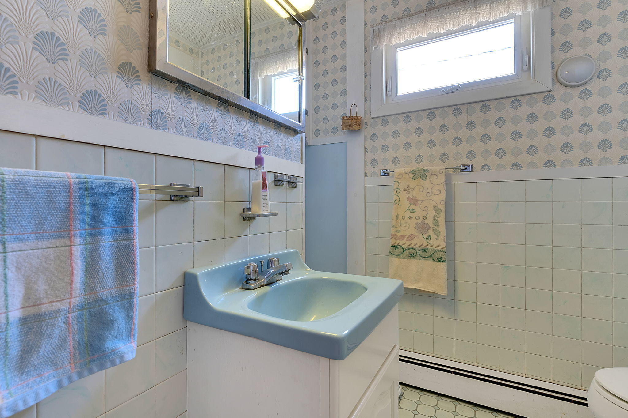 9 Poulin Avenue Lewiston ME 04240