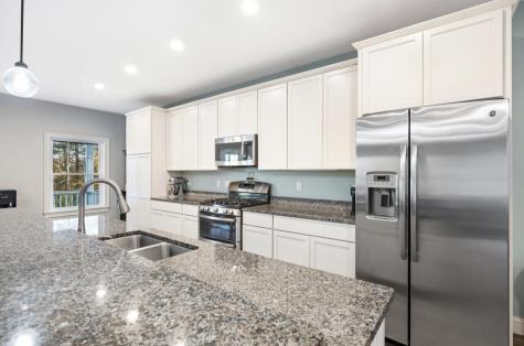 83 Hoyt Drive Monmouth ME 04259