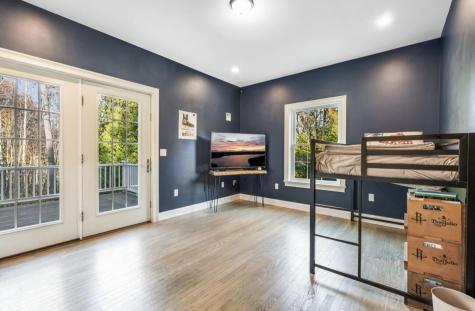 83 Hoyt Drive Monmouth ME 04259