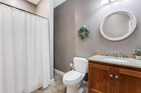 83 Hoyt Drive Monmouth ME 04259