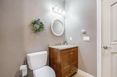 83 Hoyt Drive Monmouth ME 04259