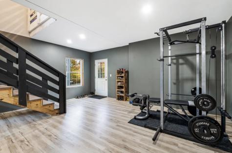 83 Hoyt Drive Monmouth ME 04259