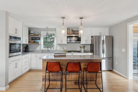 18 Hillcrest Drive Cumberland ME 04021